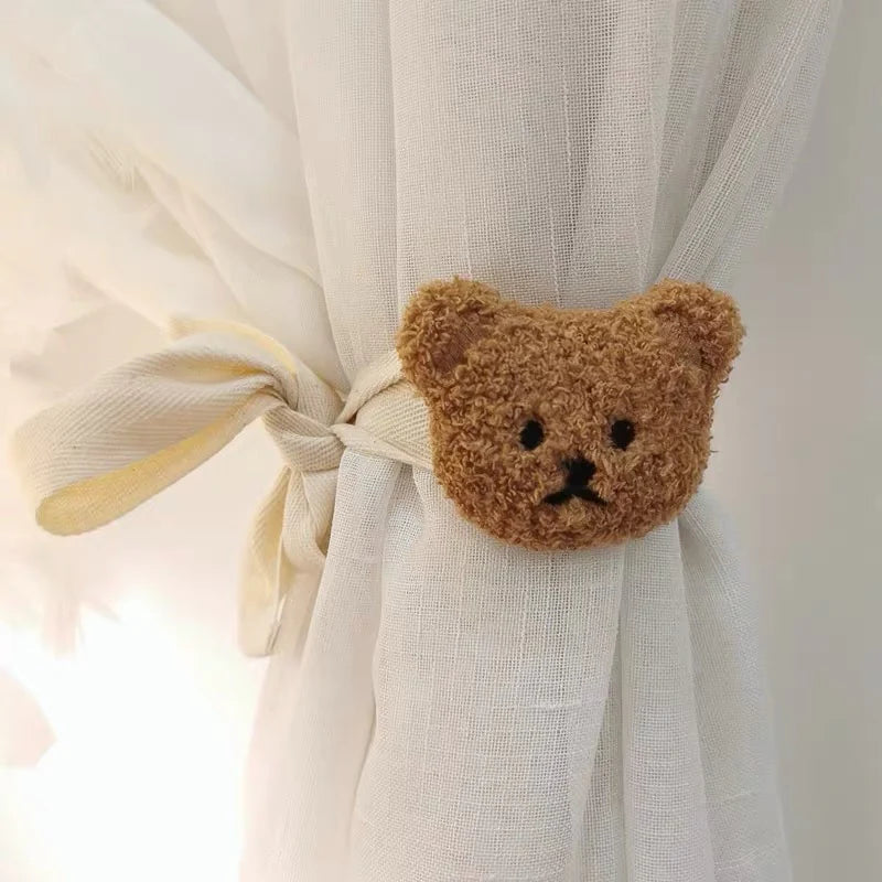クマのカーテンタッセル