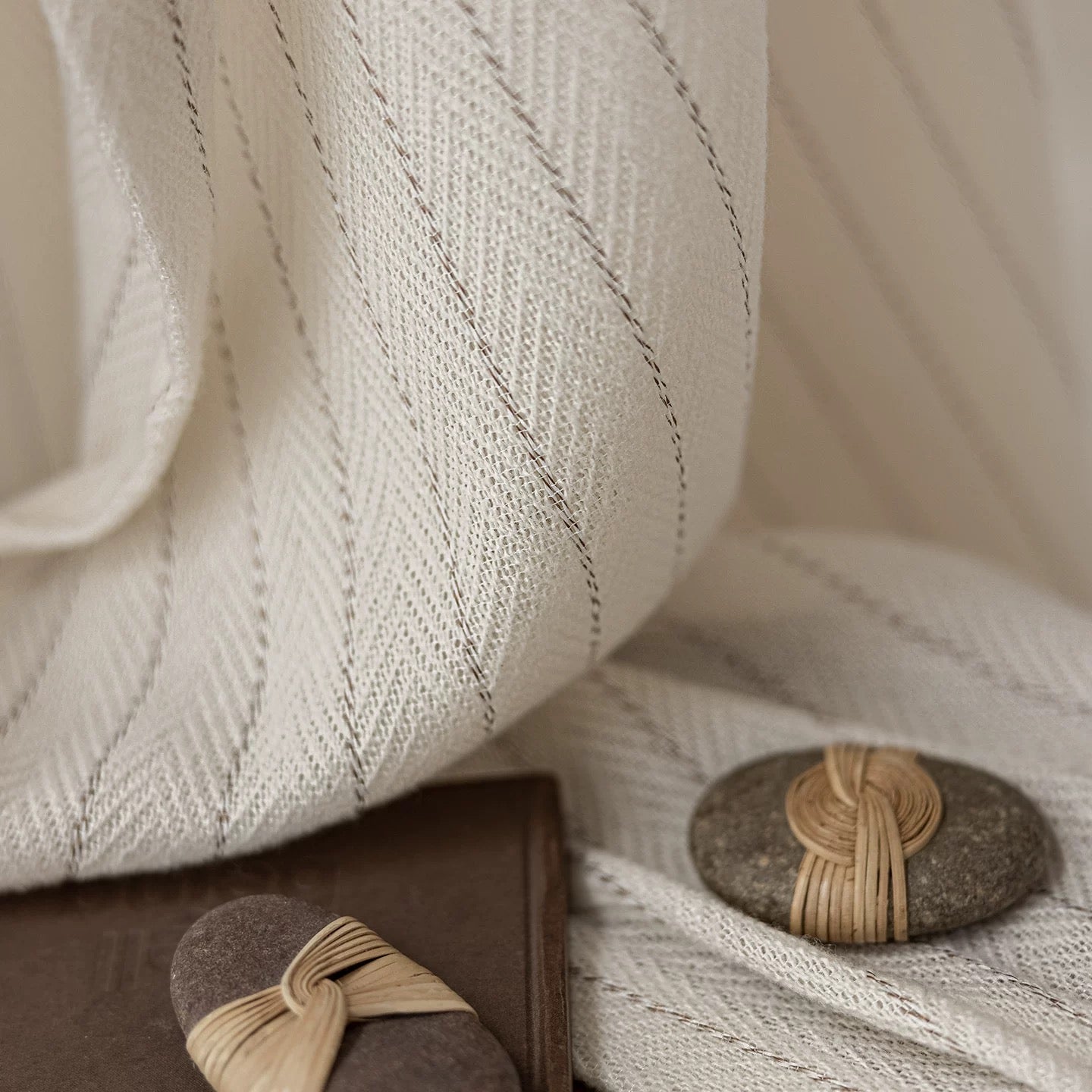 【オーダー可】カシミアタッチストライプシアー
